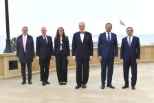 Министр иностранных дел Эстонии почтил память шехидов в Баку (ФОТО)
