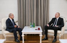 Президент Ильхам Алиев вручил Ягубу Эйюбову орден «Истиглал» (ФОТО)