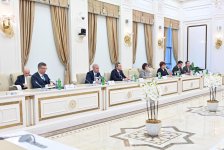 Спикер Милли Меджлиса провела обсуждения с министром иностранных дел Эстонии (ФОТО)