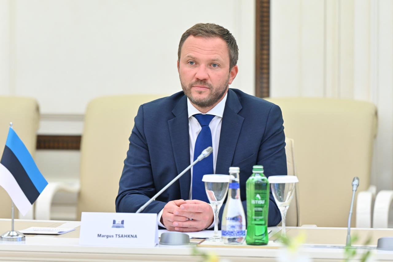 Спикер Милли Меджлиса провела обсуждения с министром иностранных дел Эстонии (ФОТО)