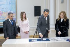Искусство на марках: в Баку представили коллекцию к 200-летию Мирзы Гадима Иревани (ФОТО)