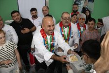 В Баку организовано "вкусное путешествие" в честь Международного дня шеф-поваров (ФОТО)