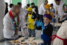 В Баку организовано "вкусное путешествие" в честь Международного дня шеф-поваров (ФОТО)