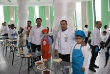 В Баку организовано "вкусное путешествие" в честь Международного дня шеф-поваров (ФОТО)