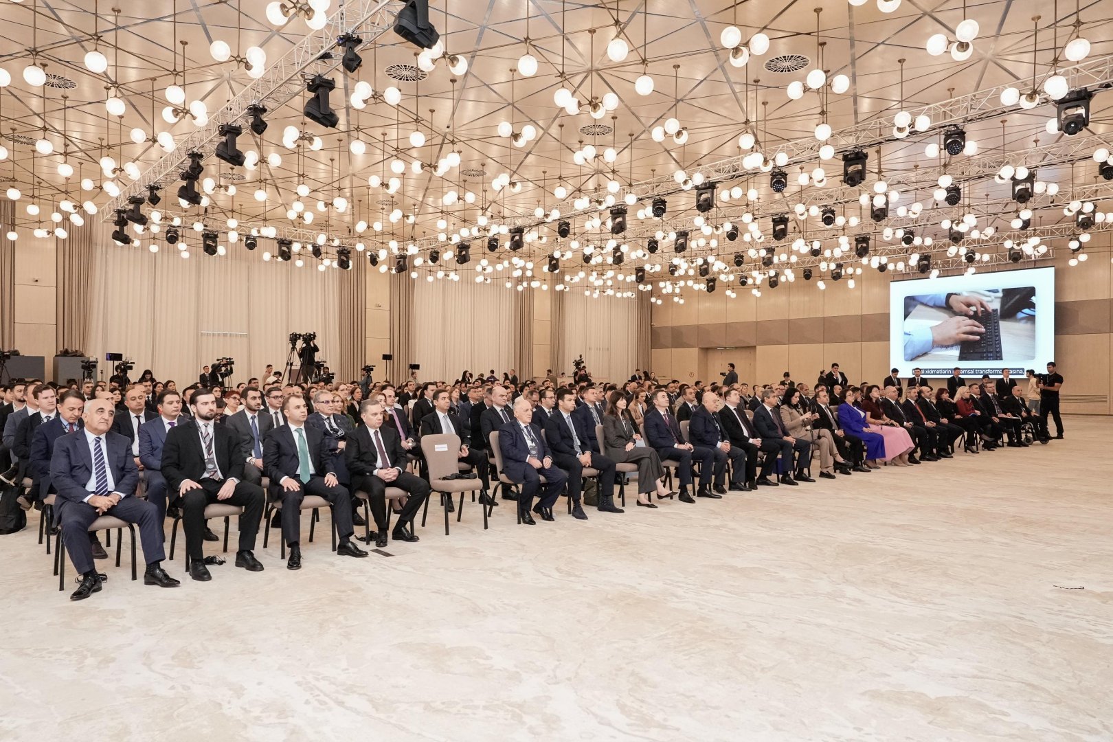 В Баку состоялась международная конференция «SOCGOV 2025: Искусственный интеллект для человечества и трансформации» (Обновлено) (ФОТО)