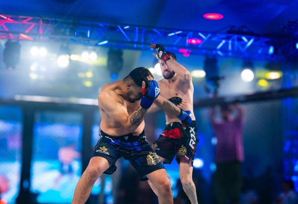 Алим Набиев одержал победу на международном турнире MMA, нокаутировав соперника в первом раунде (ФОТО)