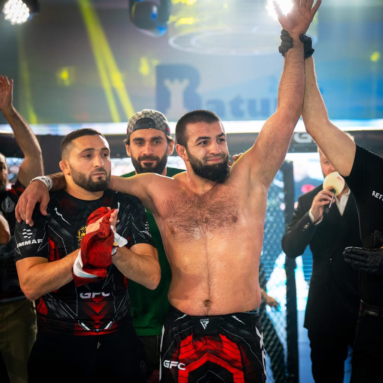 Алим Набиев одержал победу на международном турнире MMA, нокаутировав соперника в первом раунде (ФОТО)