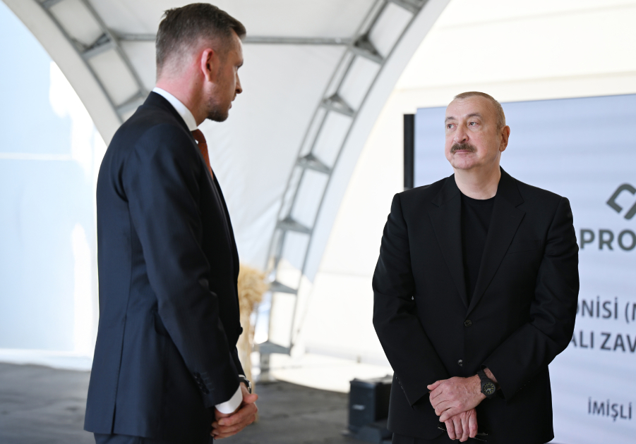 Президент Ильхам Алиев принял участие в открытии завода по переработке ячменя ООО Promalt в Имишли (ФОТО)