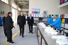 Президент Ильхам Алиев ознакомился с деятельностью предприятия по производству фильтров для воды в Сабирабаде (ФОТО)