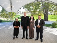 Президент Ильхам Алиев вручил ключи от квартир жителям села Хоровлу Джебраильского района (ФОТО)