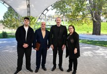 Президент Ильхам Алиев вручил ключи от квартир жителям села Хоровлу Джебраильского района (ФОТО)