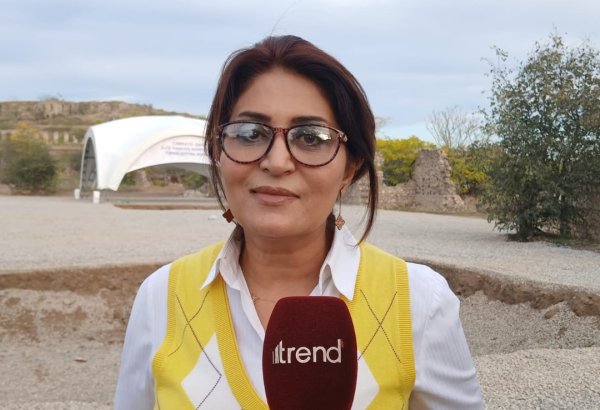 В Джебраильской городской мечети смогут молиться одновременно 615 человек