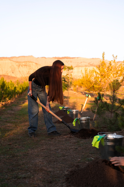 Вице-президент Фонда Гейдара Алиева Лейла Алиева и руководитель Баку Медиа Центра Арзу Алиева приняли участие в церемонии открытия Ахар-Бахарского национального парка в Гахском районе (ФОТО)