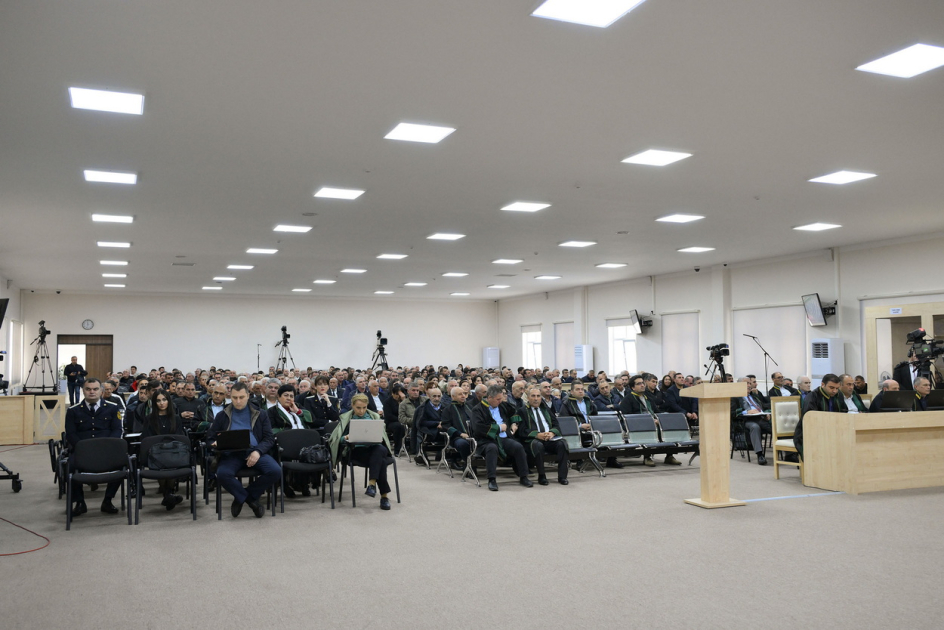 В Баку продолжился суд над лицами, обвиняемыми в совершении многочисленных преступлений против азербайджанского народа (ФОТО)