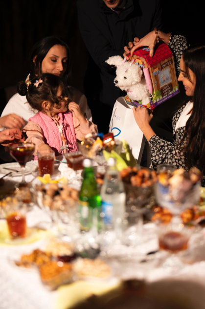 Вице-президент Фонда Гейдара Алиева Лейла Алиева встретилась в Габале с участником проекта «Молодой пчеловод» (ФОТО)