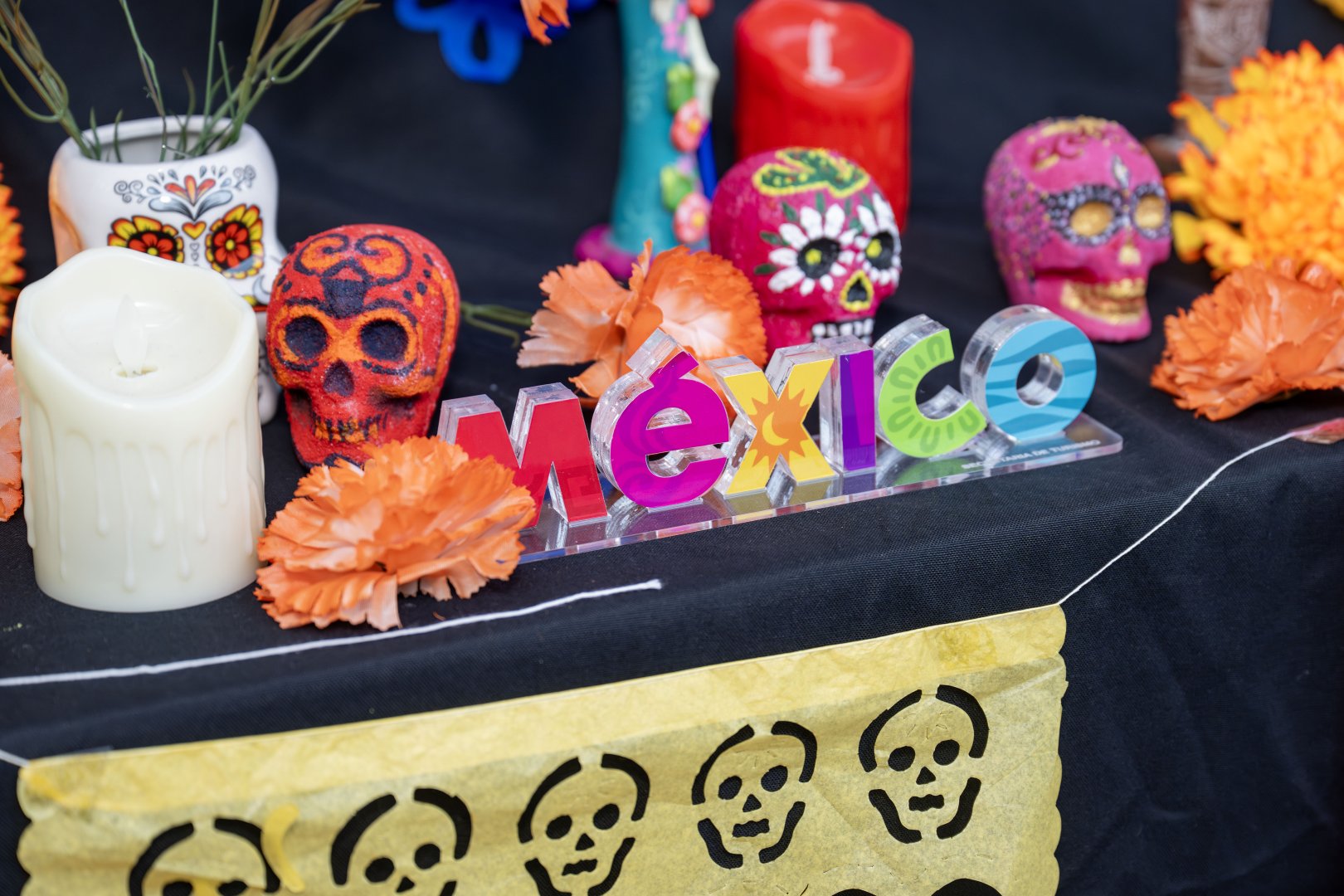 В Баку весело отметили мексиканский праздник "День мертвых" (ФОТО)