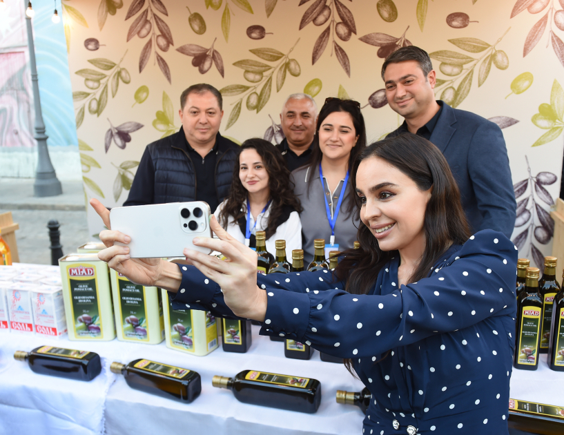 В рамках ART Weekend представлен перформанс «Фисташка: живое наследие» (ФОТО)