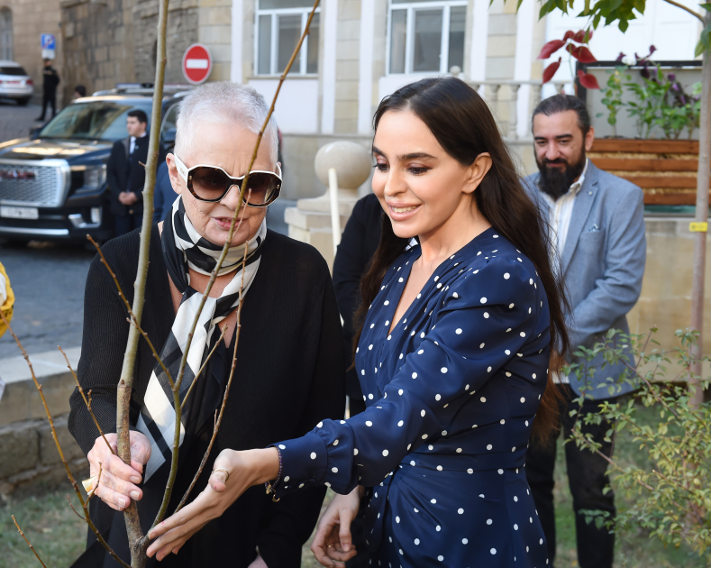 В рамках ART Weekend представлен перформанс «Фисташка: живое наследие» (ФОТО)