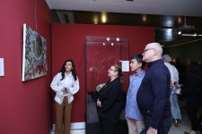 Оружие справедливости побеждает зло – в Баку открылась интересная экспозиция в честь Победы (ФОТО)