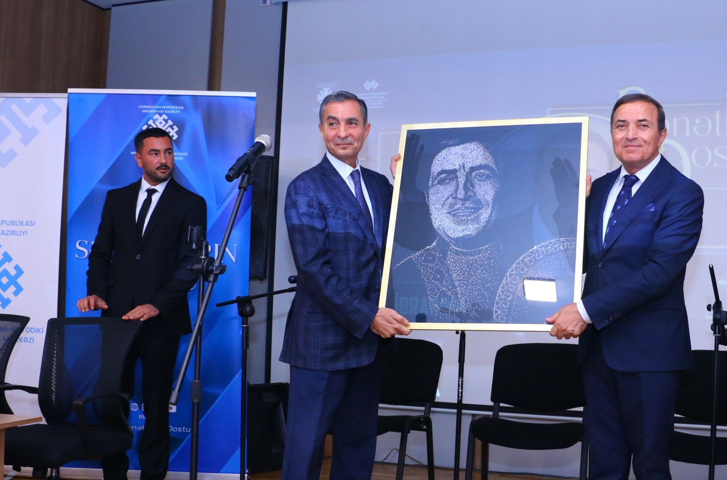 В Центре детского творчества имени Курмангазы в Физули отметили юбилей Мансума Ибрагимова (ФОТО)