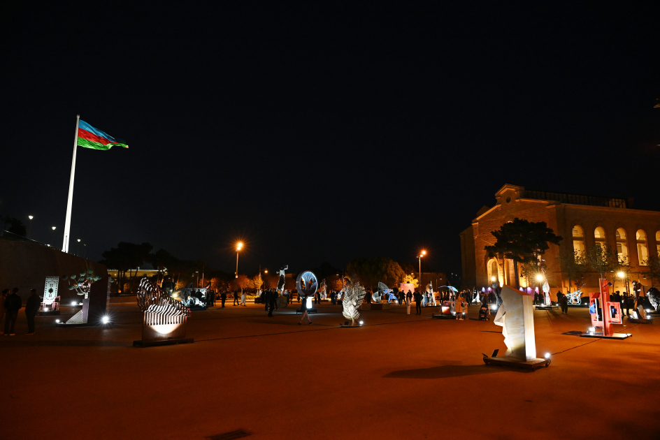 В Музее каменной летописи открылись выставки в рамках фестиваля Art Weekend (ФОТО)