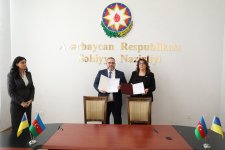 Азербайджан и Украина расширяют сотрудничество в сфере здравоохранения (ФОТО)