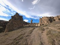 Чудо Восточного Зангезура: Лачынская Каппадокия (ФОТО)