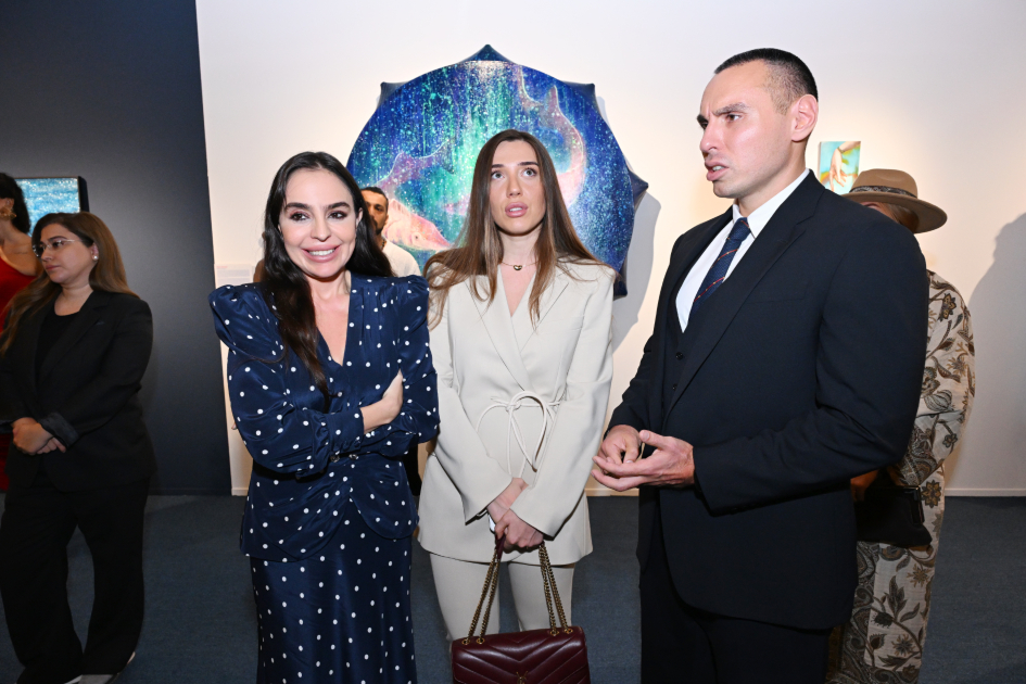 В Центре Гейдара Алиева состоялось официальное открытие фестиваля ART Weekend (ФОТО)