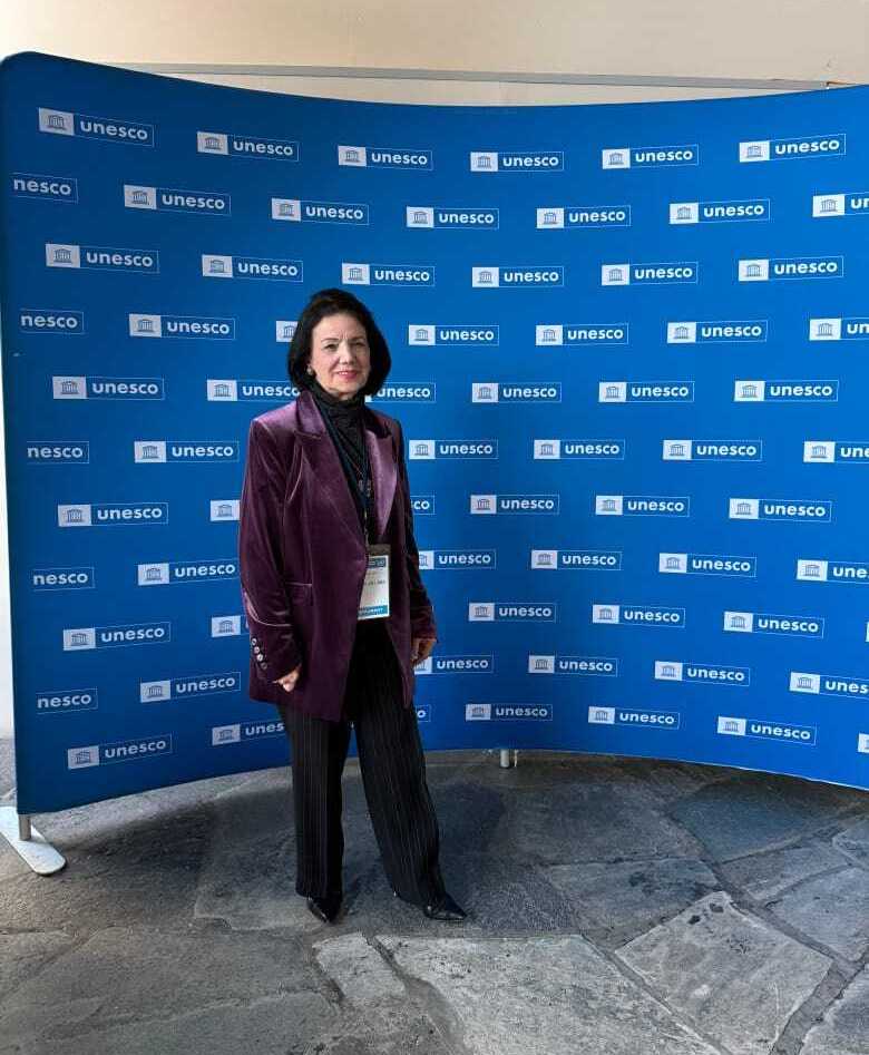 Народная артистка Азербайджана Фирангиз Ализаде приняла участие в сессии ЮНЕСКО в Париже (ФОТО)