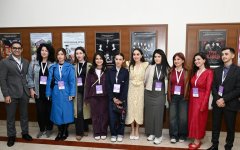 В рамках Art weekend был представлен инклюзивный танцевальный спектакль «Сколько достаточно?» (ФОТО)