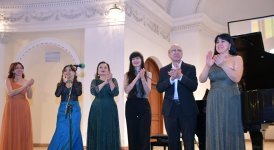 На сцене и в кадре - творческий вечер всемирно известного пианиста Намига Султанова (ФОТО)