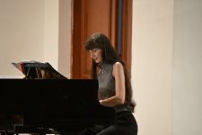 На сцене и в кадре - творческий вечер всемирно известного пианиста Намига Султанова (ФОТО)