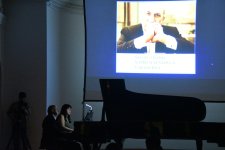 На сцене и в кадре - творческий вечер всемирно известного пианиста Намига Султанова (ФОТО)