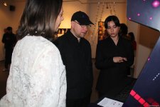 Art Weekend в Баку - открылась выставка "Состояние потока ", отражённый в воде город (ФОТО)