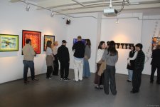 Art Weekend в Баку - открылась выставка "Состояние потока ", отражённый в воде город (ФОТО)