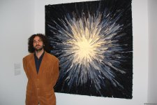 Art Weekend в Баку - открылась выставка "Состояние потока ", отражённый в воде город (ФОТО)