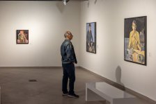 Галерея YAY представила новую персональную выставку молодого художника Моука "Неспешно" (ФОТО)