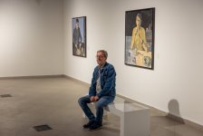 Галерея YAY представила новую персональную выставку молодого художника Моука "Неспешно" (ФОТО)