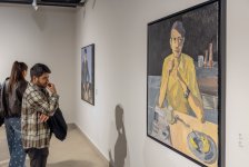 Галерея YAY представила новую персональную выставку молодого художника Моука "Неспешно" (ФОТО)