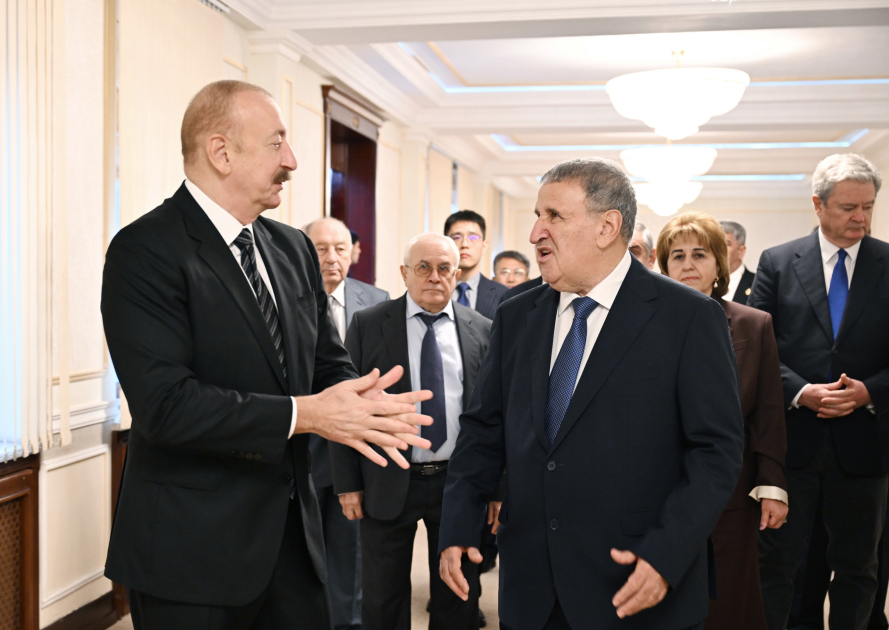 Президент Ильхам Алиев выступил на собрании, посвященном 80-летию Национальной академии наук Азербайджана (ФОТО)