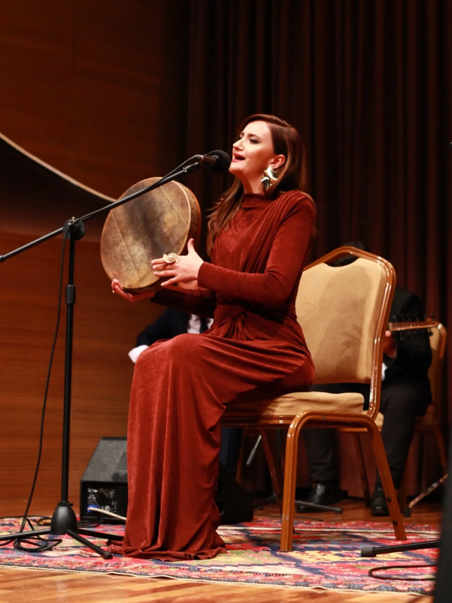 Живые струны времени в Баку - то шепот ветра, то молитва до небес ... (ФОТО)