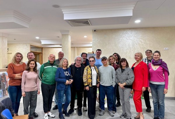 Достопримечательности старинной части Баку представлены на художественном симпозиуме в Сербии (ФОТО)