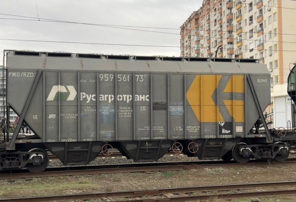 Из России в Армению транзитом через Азербайджан отправлено 8 вагонов пшеницы