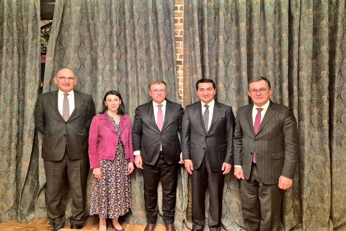 Состоялись обсуждения между азербайджанскими и французскими дипломатами