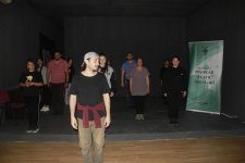 В Физулинском драматическом театре прошли мастер-классы по сценическому искусству (ФОТО)