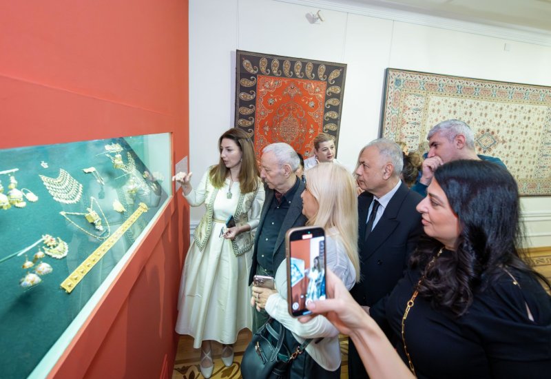 Сокровищница азербайджанского искусства – состоялось открытие новой постоянной экспозиции
 (ФОТО)