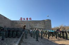 В городе Шуша прошел военный парад в честь 5-летия Дня Победы (ФОТО)