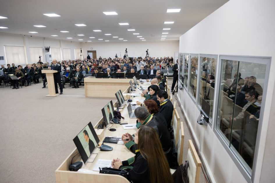 В суде оглашены доказательства касательно Араика Арутюняна, Левона Мнацаканяна, Бако Саакяна, Давида Манукяна и Аркадия Гукасяна (ФОТО)