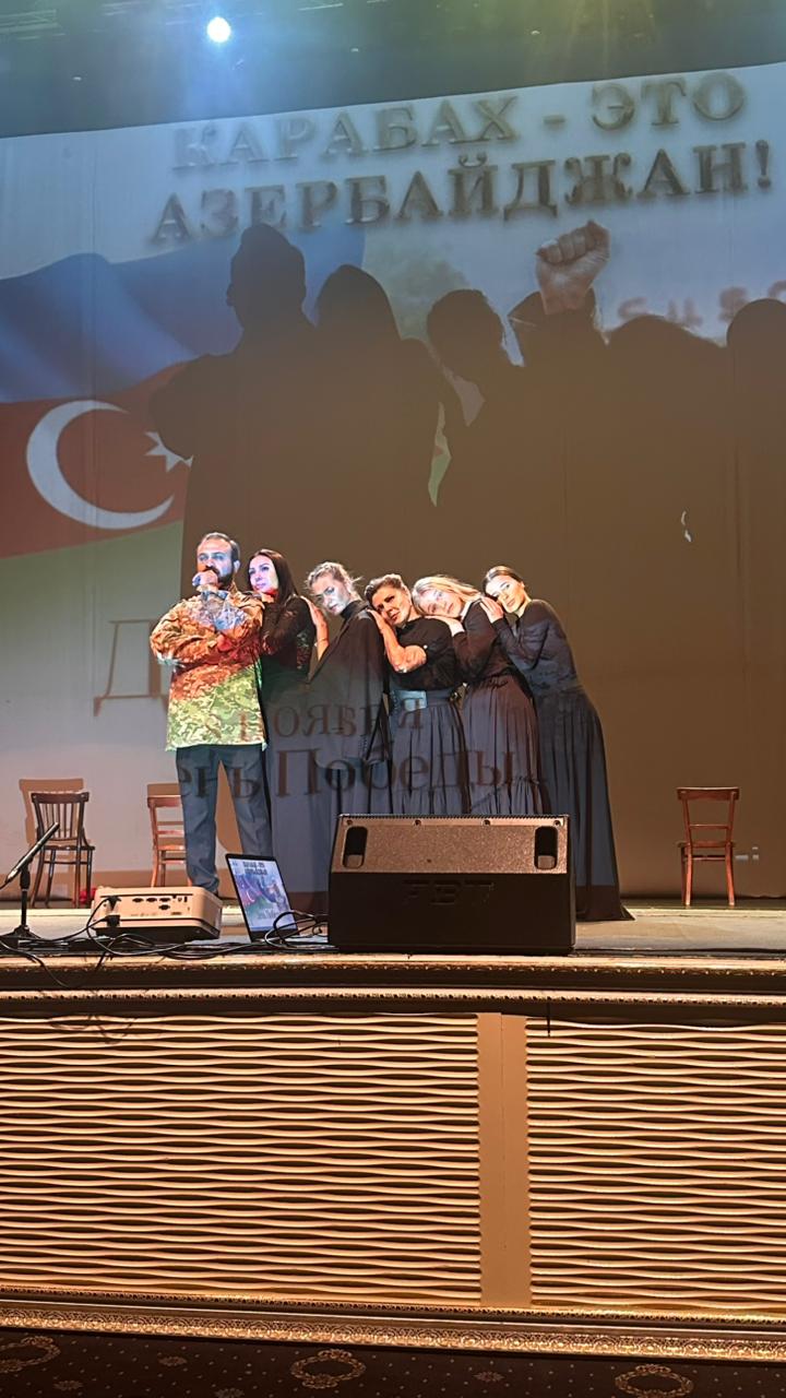 "Цена счастья" в Гяндже: театральный вечер в честь 5-летия Победы в Отечественной войне (ФОТО)