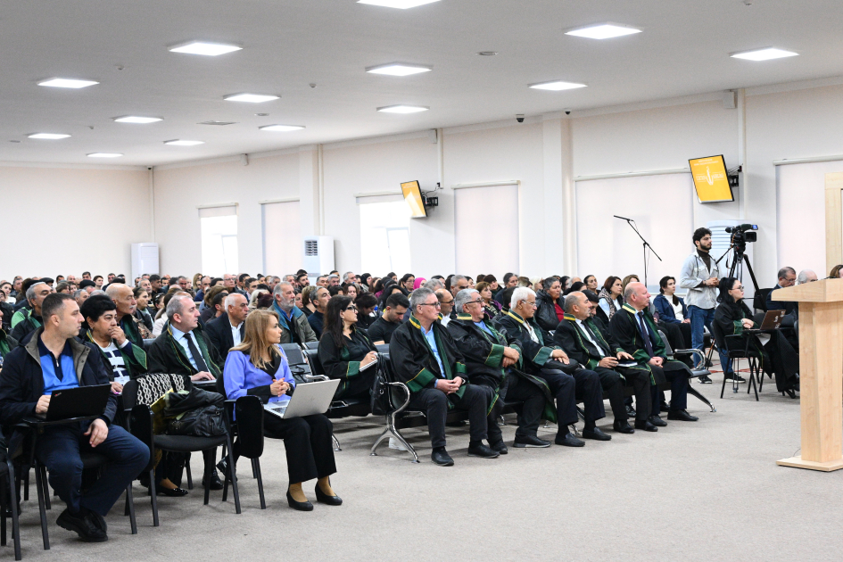 В Баку продолжился суд над лицами, обвиняемыми в совершении многочисленных преступлений против азербайджанского народа (ФОТО)